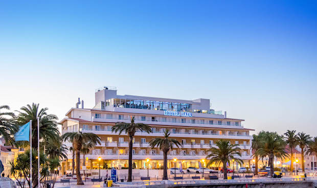 Hotel Baía